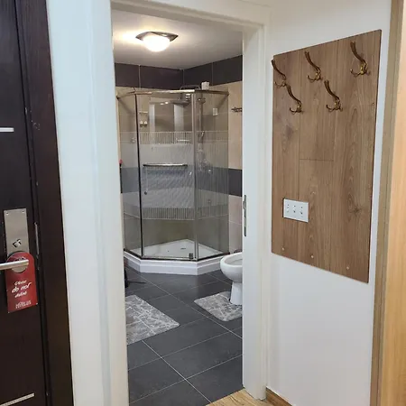 B 8 - Lapcevic U Zgradi Mujen Lux, Apartament Kopaonik