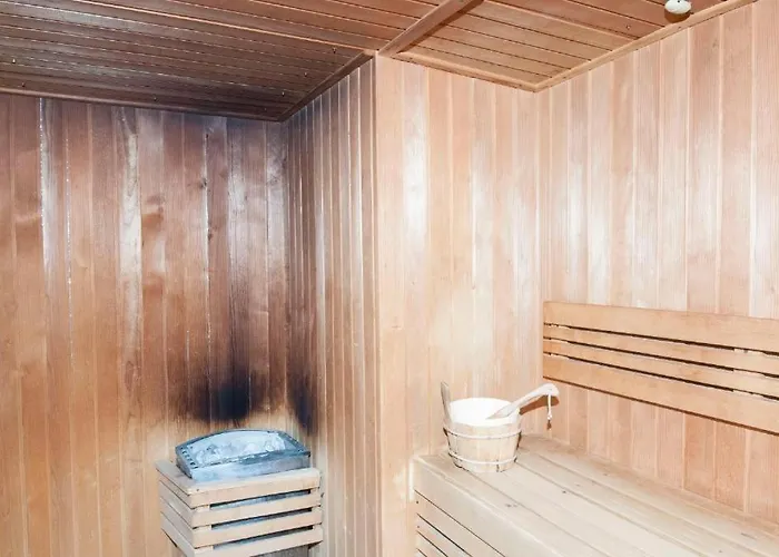 B 8 - Lapcevic U Zgradi Mujen Lux, דירה *